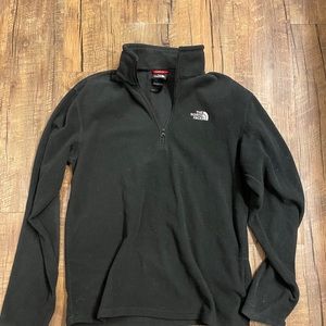 North face pullover